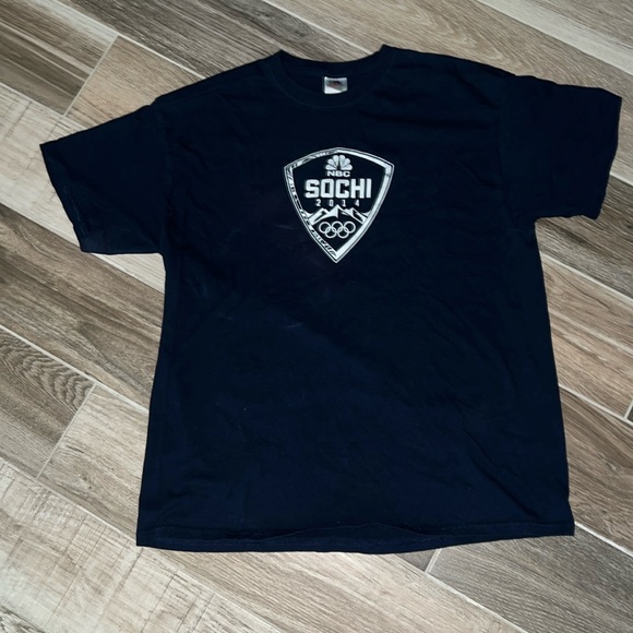 Men’s 2014 Olympic navy NBC Sochi T-shirt XL - Picture 2 of 3
